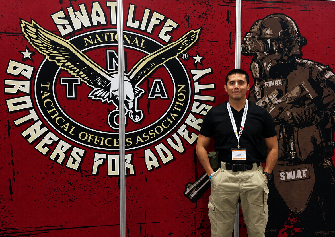 Freddy Sarzosa en evento SWAT Life — Tactical Officers Association